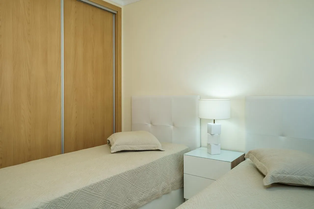 Carteira, 2 Bedrooms By Vilamoura Sun Quarteira Apartment