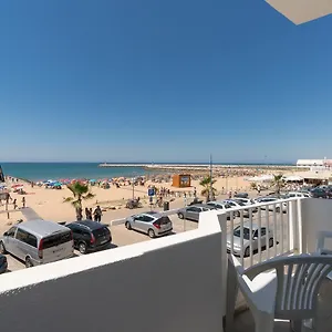 T2 Avenida- Frente Mar, Ar-condicionado, Wifi Quarteira